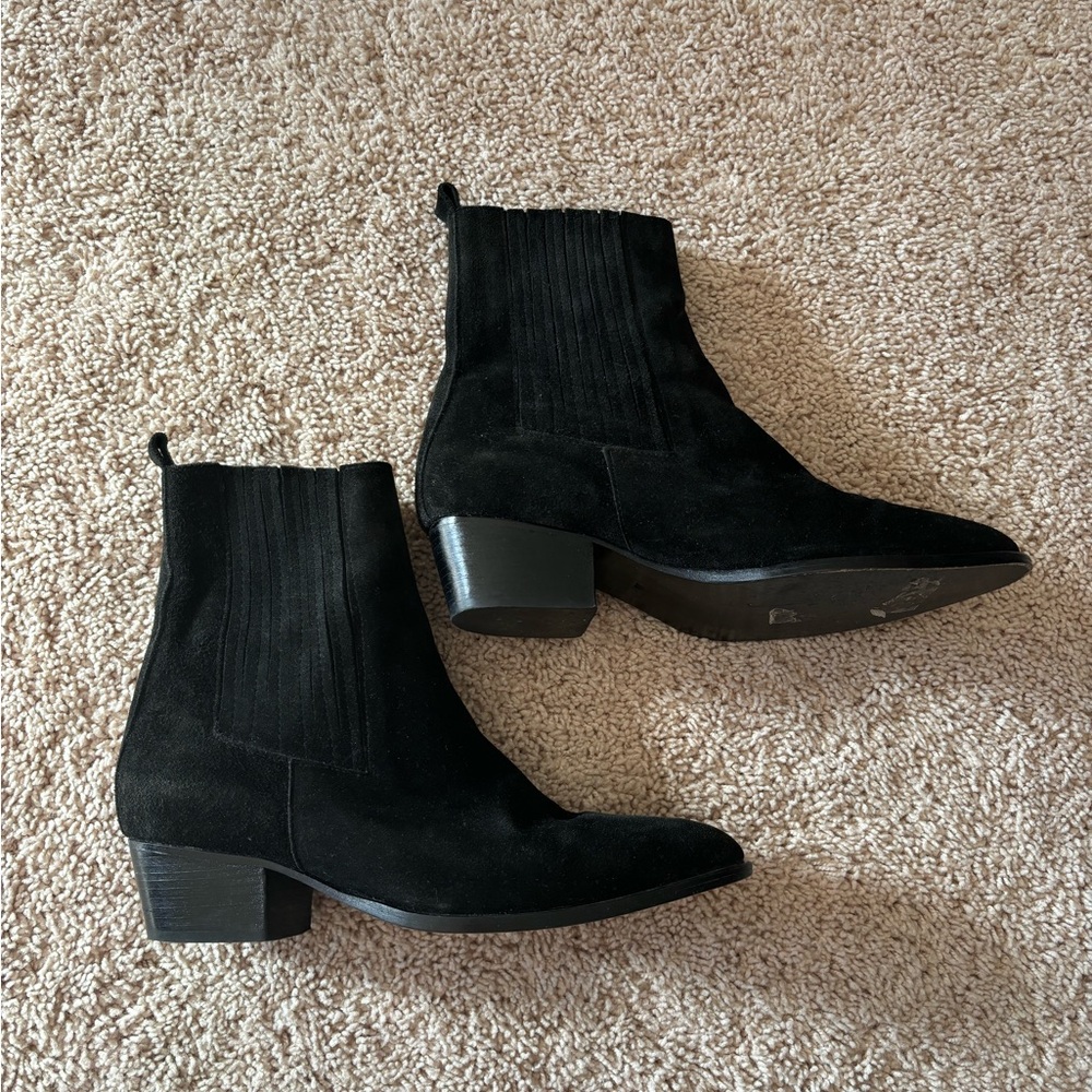 Prune Argentina Women’s Suede Ankle Boot